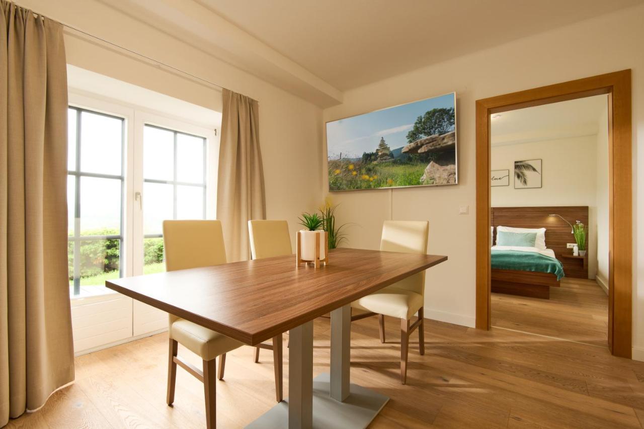 Haus Aussicht - Ferienwohnungen Velden فيلدين ام ورثرسي المظهر الخارجي الصورة
